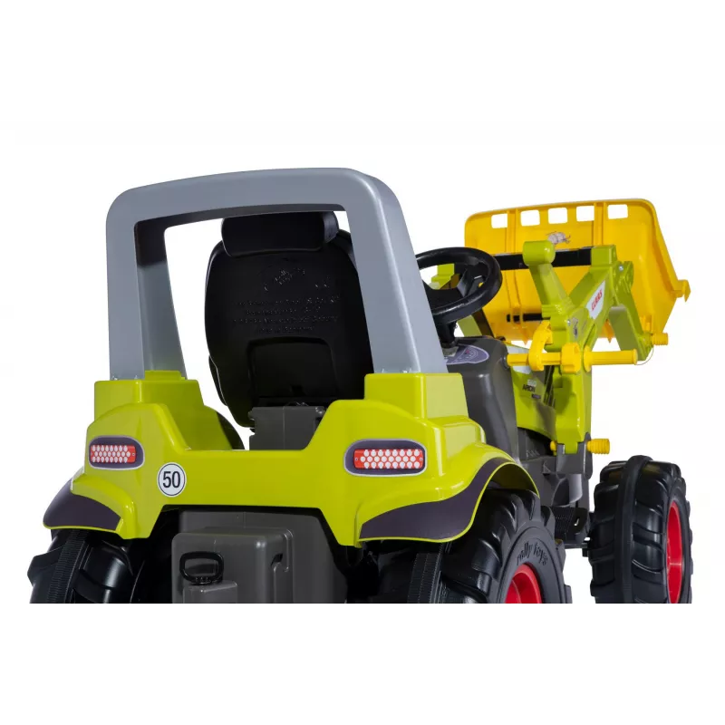 CLAAS Arion 660 con pala