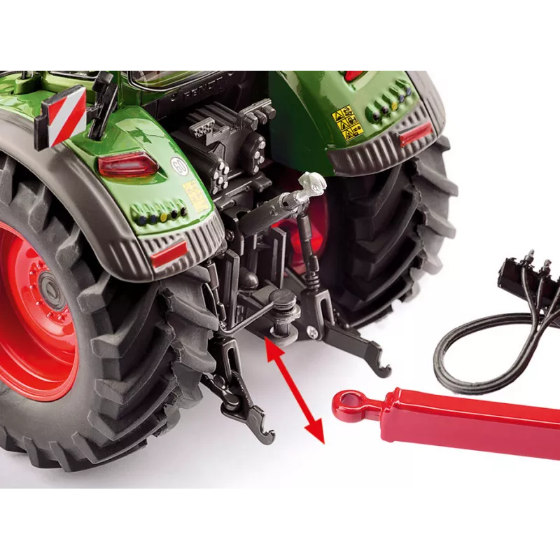 Fendt 724 Vario con cargador frontal Cargo 6.100