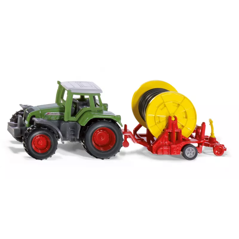 Fendt con Alimentador con el carrete de riego