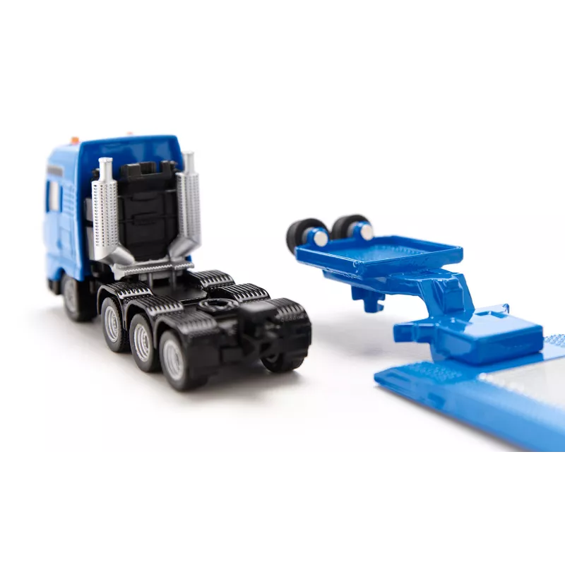 Camion con Excavadora Liebherr - escala 1:87