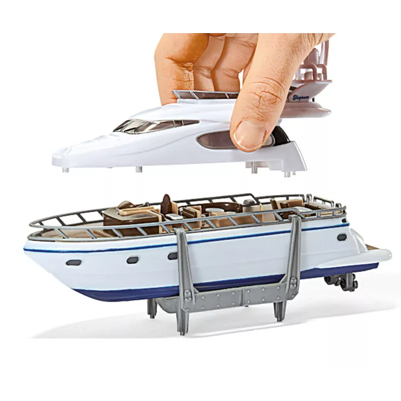 Transportador de transporte pesado con el yate