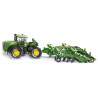 Tractor John Deere con cutivador amazone