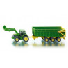 Tractor John Deere con remolque