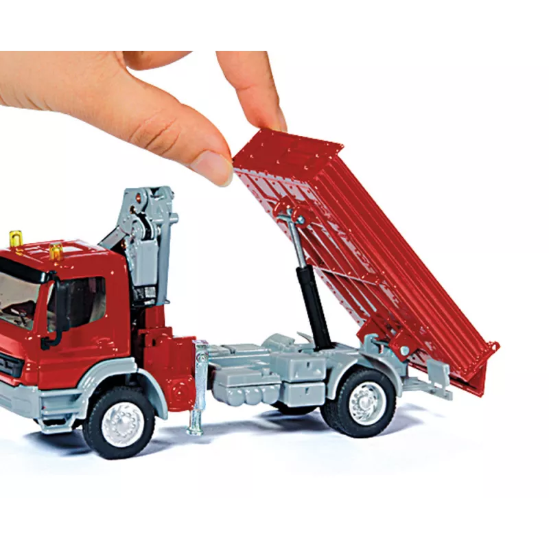 Camion Mercedes Atego con grua - escala 1:50