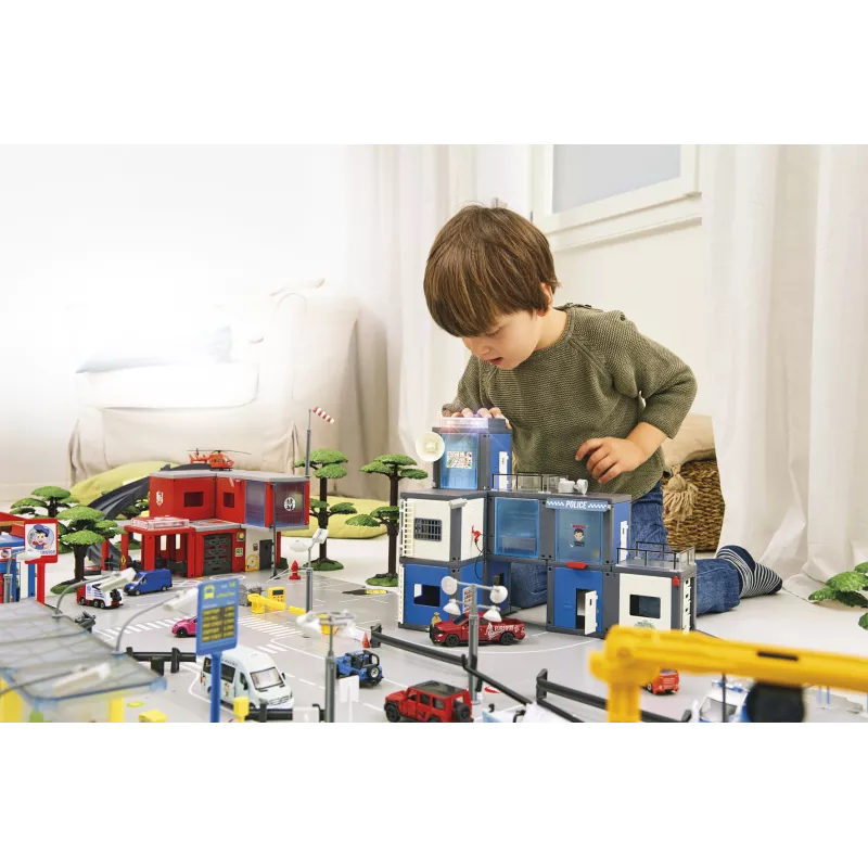 ESTACIÓN DE POLICÍA