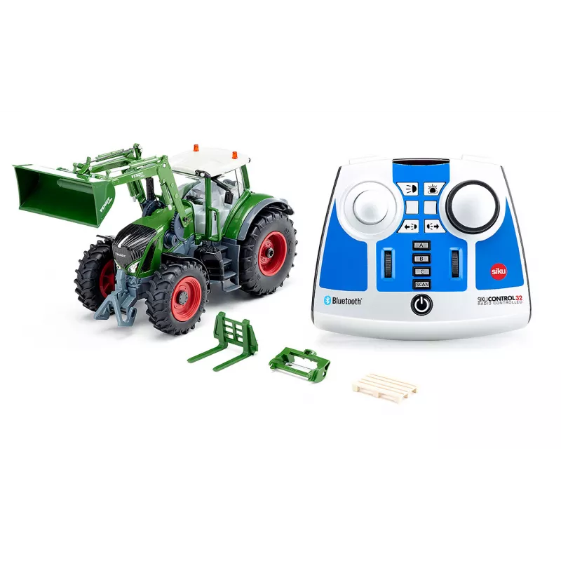 Fendt 933 Vario con cargador frontal y control remoto