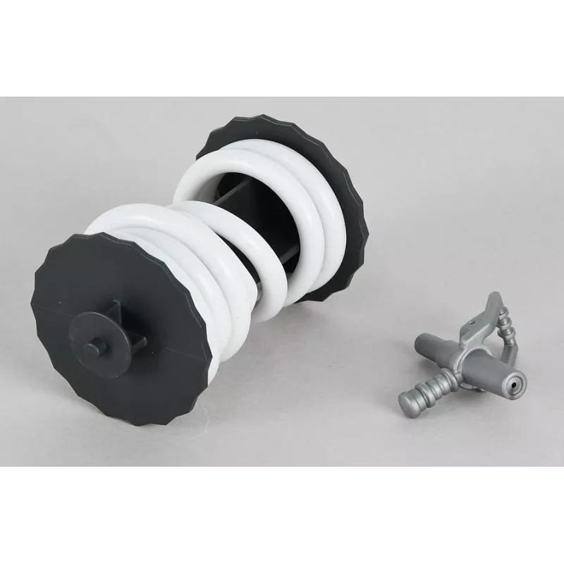 Carrete con manguera y lanza de chorro.