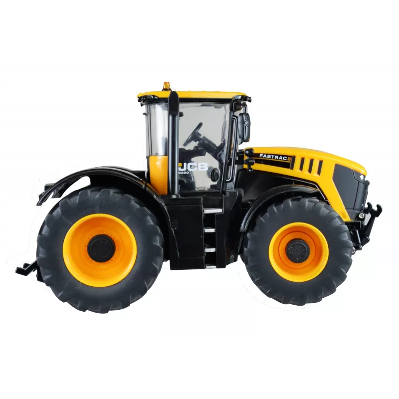 JCB Fastrac 8330