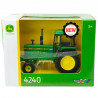 John Deere 4240 2WD