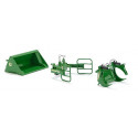 Un conjunto de herramientas cargadora John Deere verde - escala 1:32