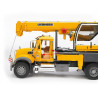 Camion Mack con grua Liebherr - Escala 1:16