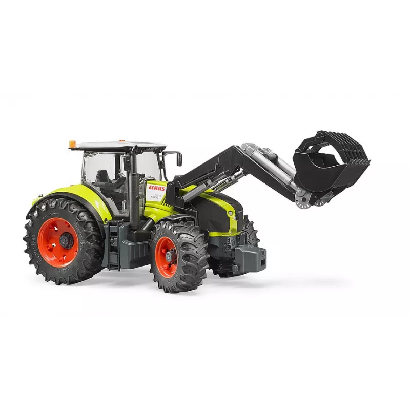 Claas Axion 950 con pala