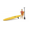 Socorrista con tabla de paddle surf