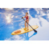Socorrista con tabla de paddle surf