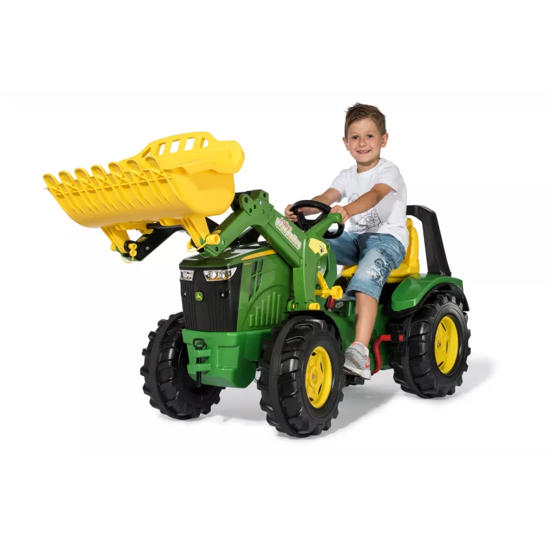 John Deere 8400R con pala freno y marcha
