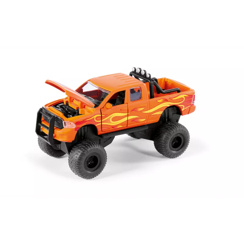 RAM 1500 con llantas de globo