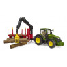 John Deere 7R 350 con remolque y 4 troncos