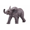 Bebé elefante africano